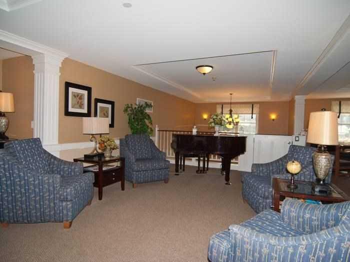 Photo of Pacifica Senior Living Victoria Court, Assisted Living, Memory Care, Cranston, RI 3