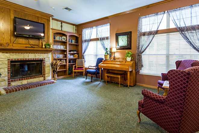 Photo of Brookdale Great Bend, Assisted Living, Great Bend, KS 3