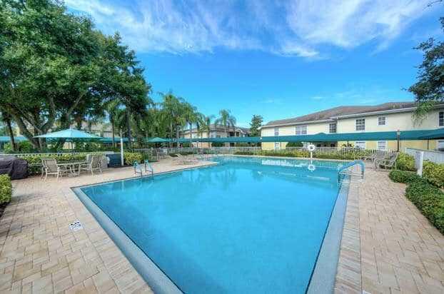 Photo of Aston Gardens at the Courtyards, Assisted Living, Sun City Center, FL 4