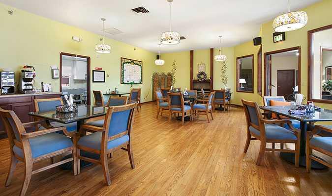 Photo of Cinnamon Park, Assisted Living, Longmont, CO 3