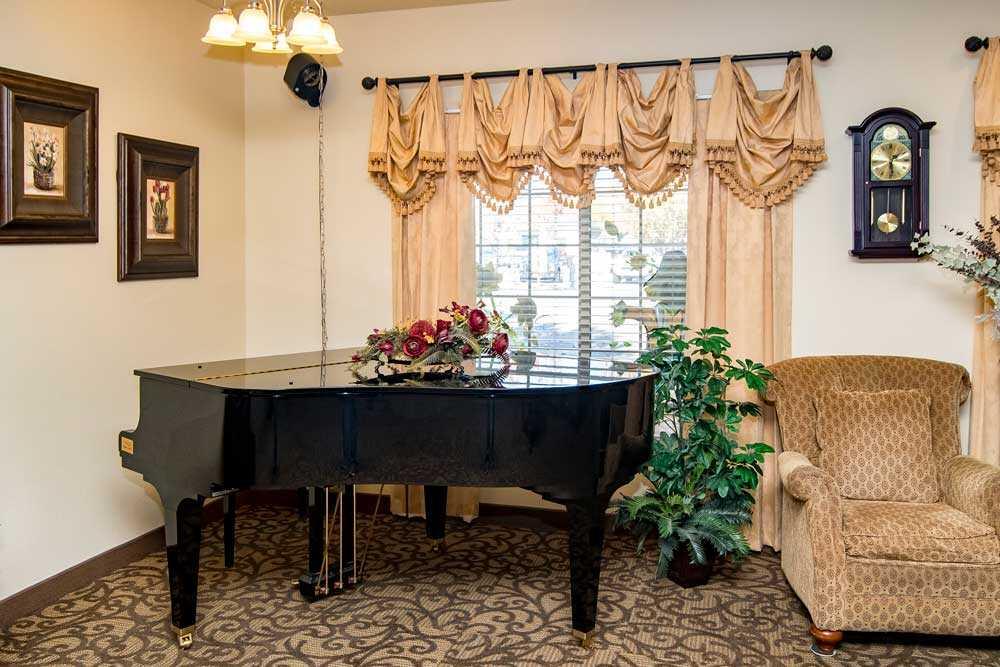 Photo of Edgewood Spring Creek Overland, Assisted Living, Memory Care, Boise, ID 3