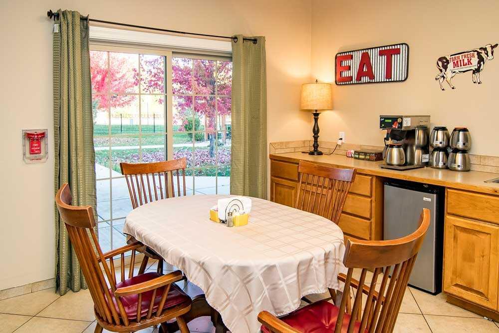 Photo of Edgewood Spring Creek Overland, Assisted Living, Memory Care, Boise, ID 6
