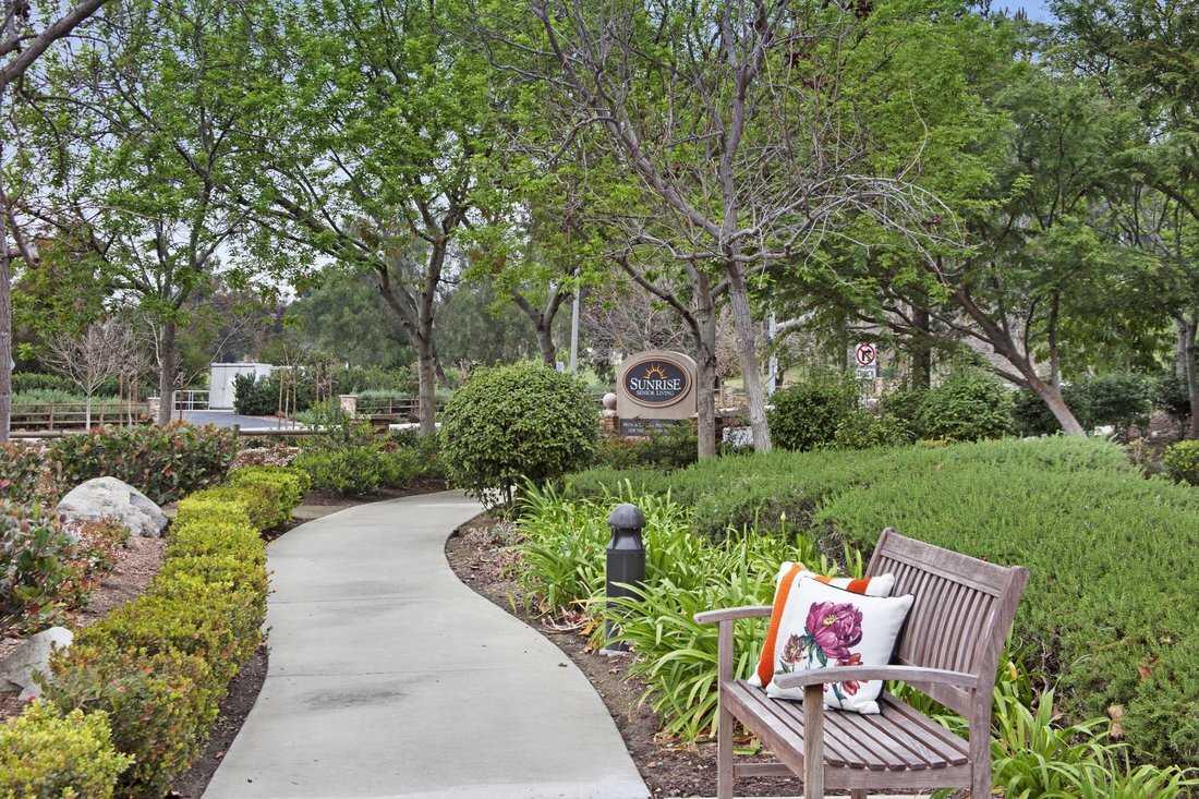Photo of Sunrise of Mission Viejo, Assisted Living, Mission Viejo, CA 3