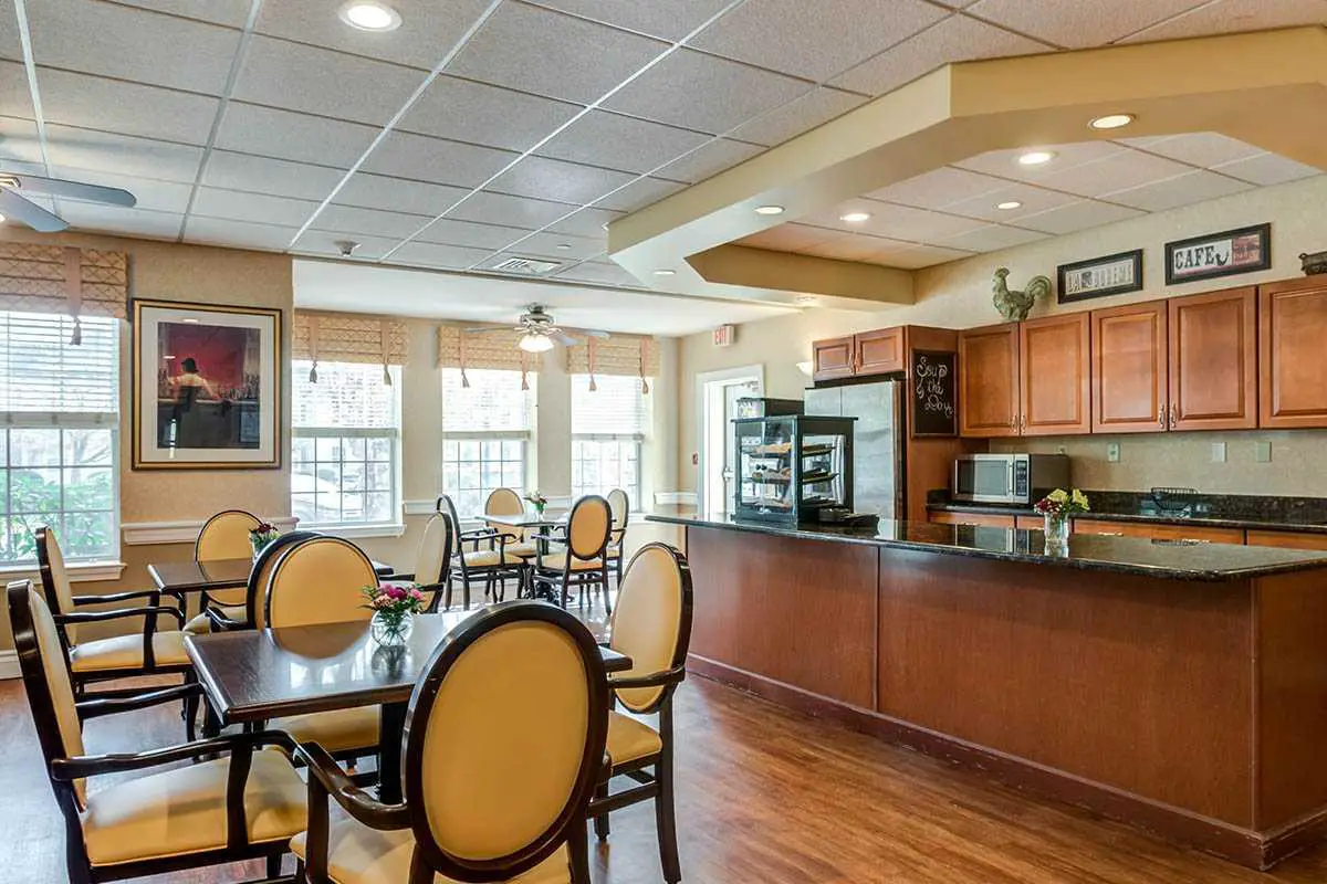 Photo of Brandywine Living at Huntington Terrace, Assisted Living, Melville, NY 3