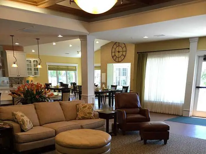 Photo of Hennis Care Centre of Dover, Assisted Living, Dover, OH 6