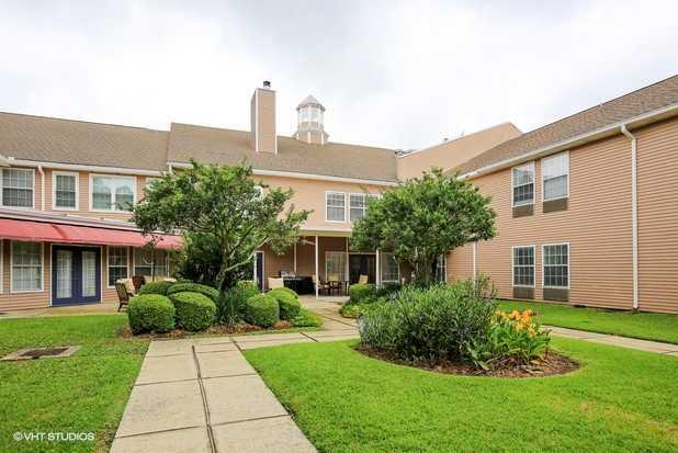 Photo of The Waterford at Carpenter's Creek, Assisted Living, Pensacola, FL 6