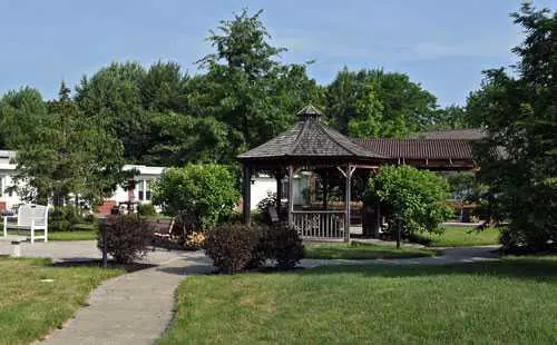 Photo of Avon Oaks, Assisted Living, Avon, OH 3