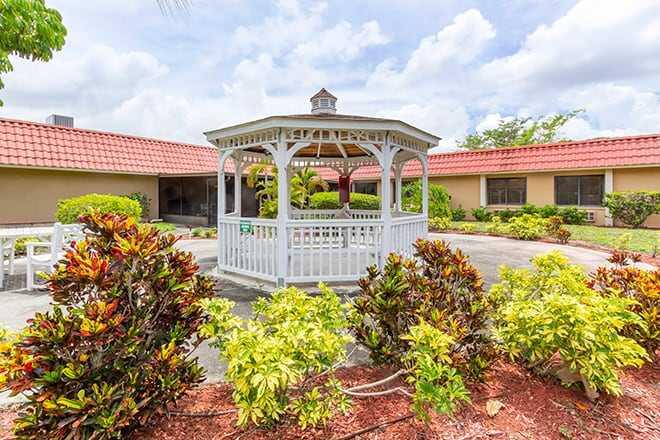 Photo of Brookdale Bradenton Gardens, Assisted Living, Bradenton, FL 8
