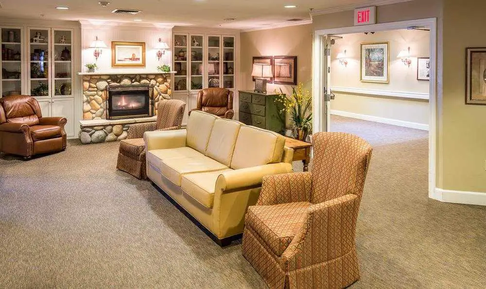 Photo of Cedar Crest Alzheimer's Special Care Center, Assisted Living, Memory Care, Tualatin, OR 3