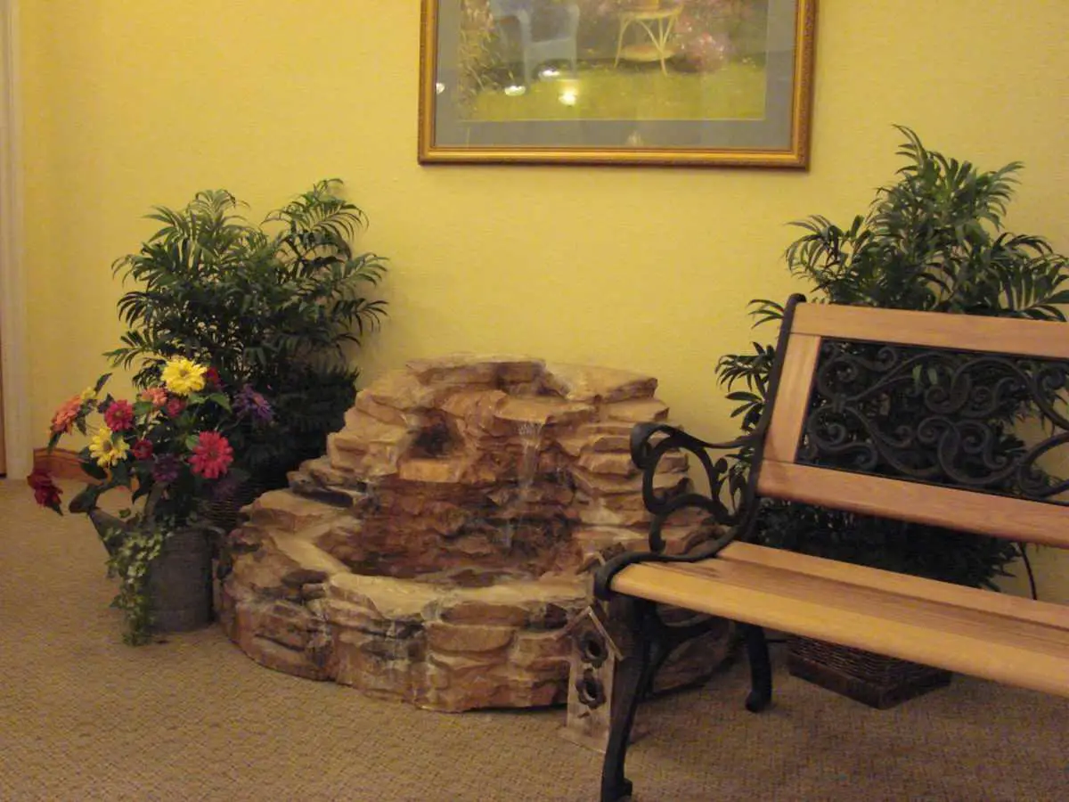 Photo of Heritage Woods of Benton, Assisted Living, Benton, IL 7