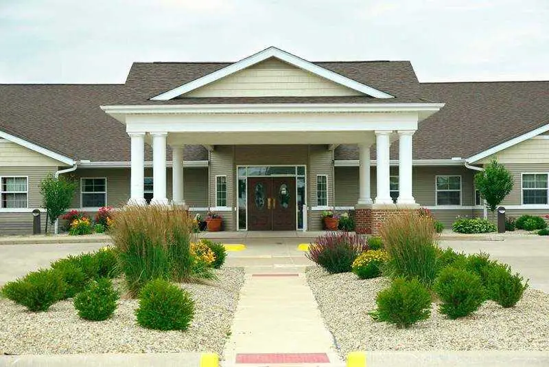 Photo of Woodridge Supportive Living Residence, Assisted Living, Geneseo, IL 4