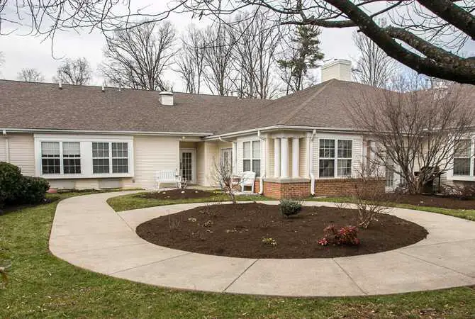 Photo of Cave Spring Place, Assisted Living, Roanoke, VA 2