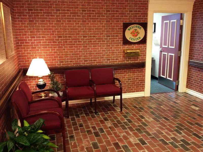 Photo of Dyer Nursing and Rehabilitation Center, Assisted Living, Nursing Home, Dyer, IN 3
