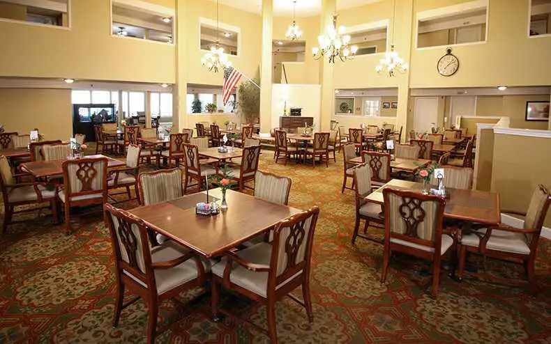 Reunion Court of Kingwood Senior Living Community Assisted Living in Reunion Court of Kingwood Senior Living Community Assisted Living in
