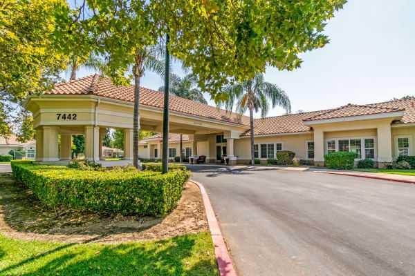 Photo of Westmont of Fresno, Assisted Living, Fresno, CA 4