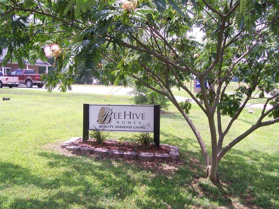 Photo of BeeHive Home of Smyrna, Assisted Living, Louisville, KY 4