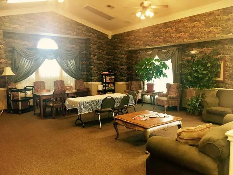 Photo of Colonial Lodge, Assisted Living, Greenville, TX 2