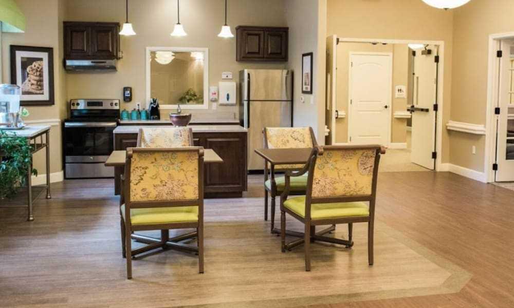 Photo of Forest Creek Memory Care, Assisted Living, Memory Care, Overland Park, KS 6