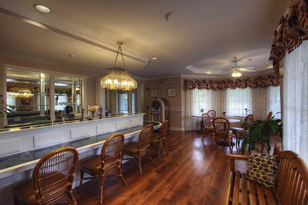 Photo of Harbour Senior Living of Monroeville, Assisted Living, Monroeville, PA 5
