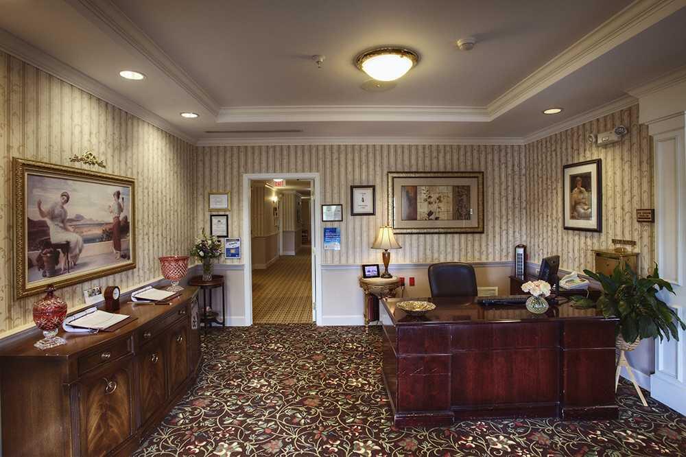 Photo of Harbour Senior Living of Monroeville, Assisted Living, Monroeville, PA 6