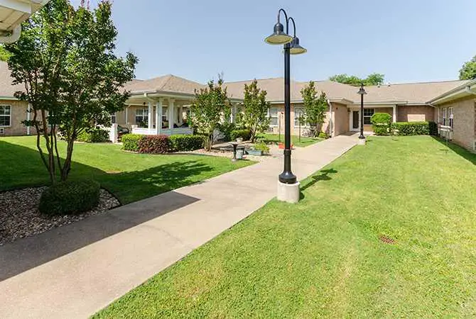 Photo of Hopkins Place, Assisted Living, Sulphur Springs, TX 3
