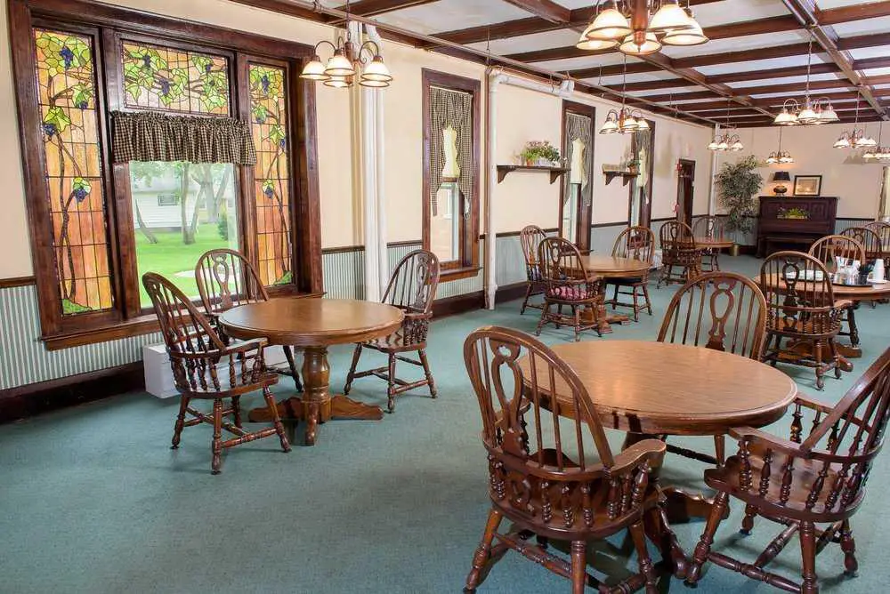 Photo of Atrium at Oak Crest Residence, Assisted Living, Elgin, IL 11