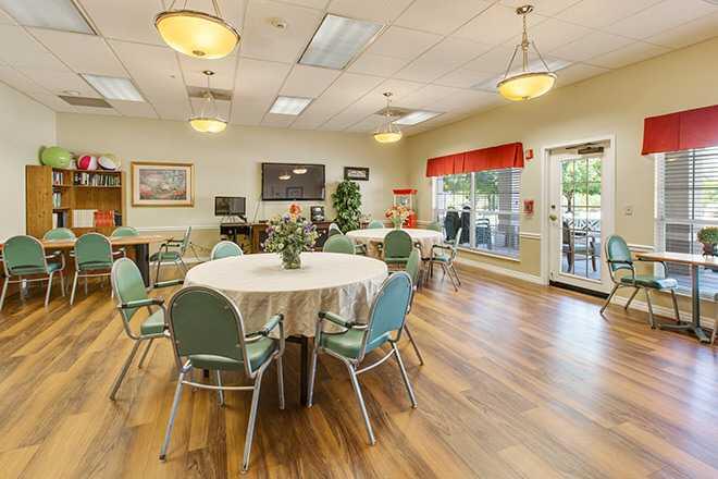Photo of Brookdale Union Hills, Assisted Living, Peoria, AZ 7