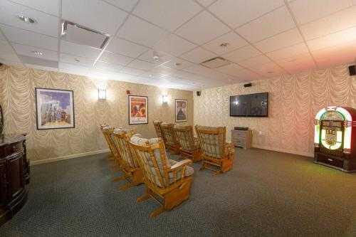 Photo of The Suites at Continuing Healthcare of Niles, Assisted Living, Niles, OH 7