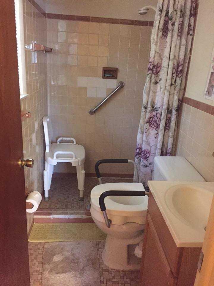 Monique's Home Assisted Living Senior Living Community Assisted