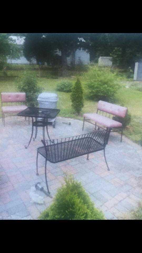 Monique's Home Assisted Living Senior Living Community Assisted