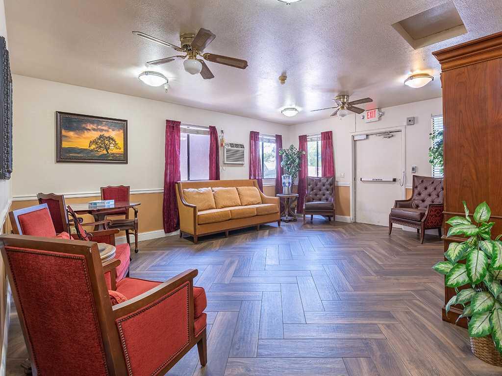 Photo of Valley Crest, Assisted Living, Apple Valley, CA 11