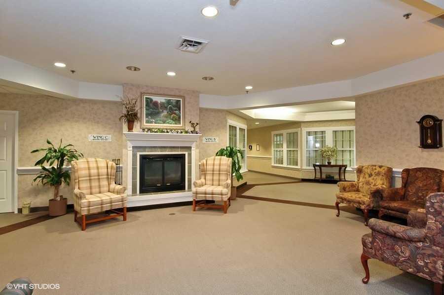 Photo of Whispering Pines Village, Assisted Living, Columbiana, OH 6
