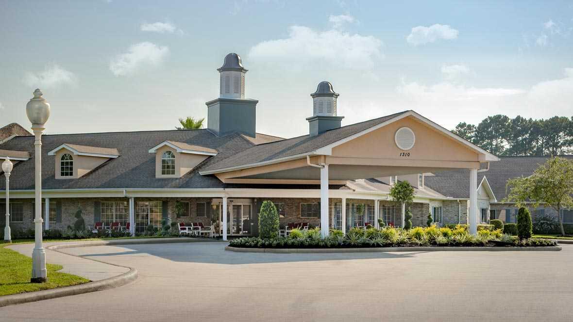 Photo of Atria Friendswood, Assisted Living, Friendswood, TX 1