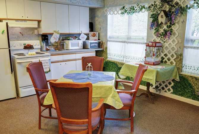 Photo of DeWolfe Place, Assisted Living, Marion, OH 7