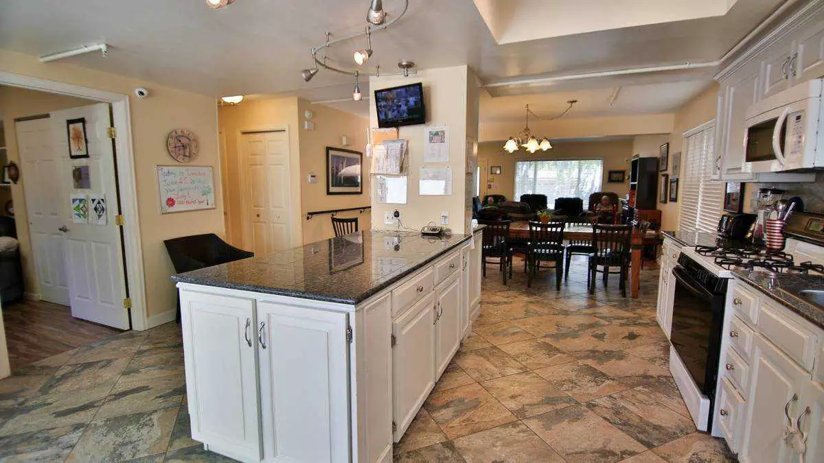 Photo of Lighthouse Assisted Living - Emporia House, Assisted Living, Englewood, CO 4