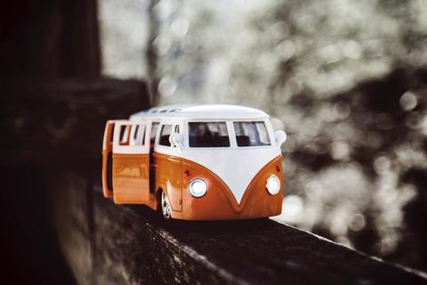 Bus
